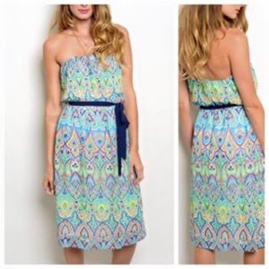 🆕💚Fully lined/strapless/multi colored dress,self-tie belt